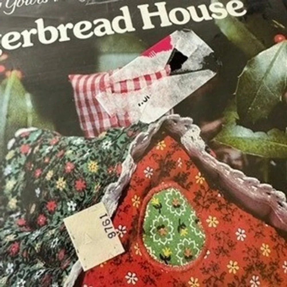 A Patchwork Kit by Yours Truly Red GIngerbread House 1980 #2529 Vintage Crafting